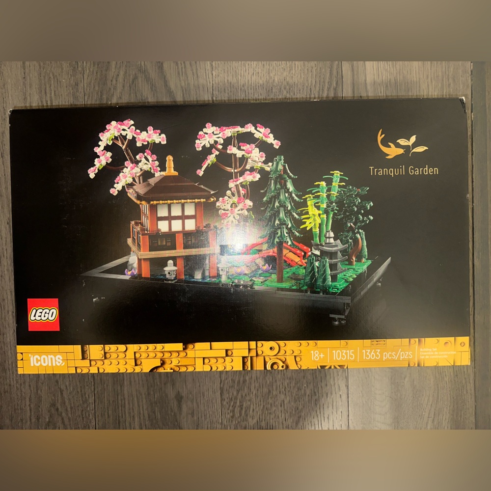 LEGO Tranquil Garden Set